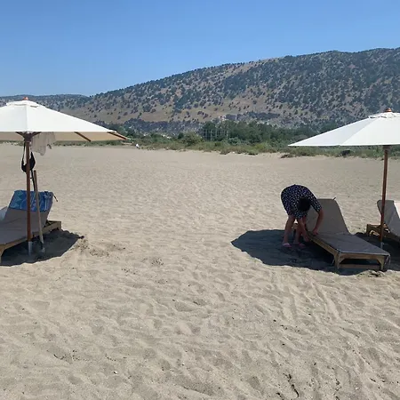 Vila Dragjoshi Holiday home Baks-Rrjoll