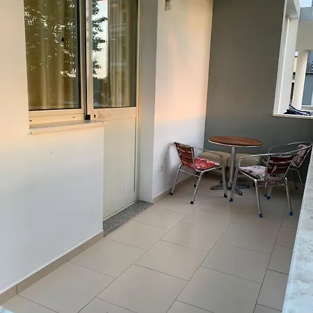 Holiday home Vila Dragjoshi